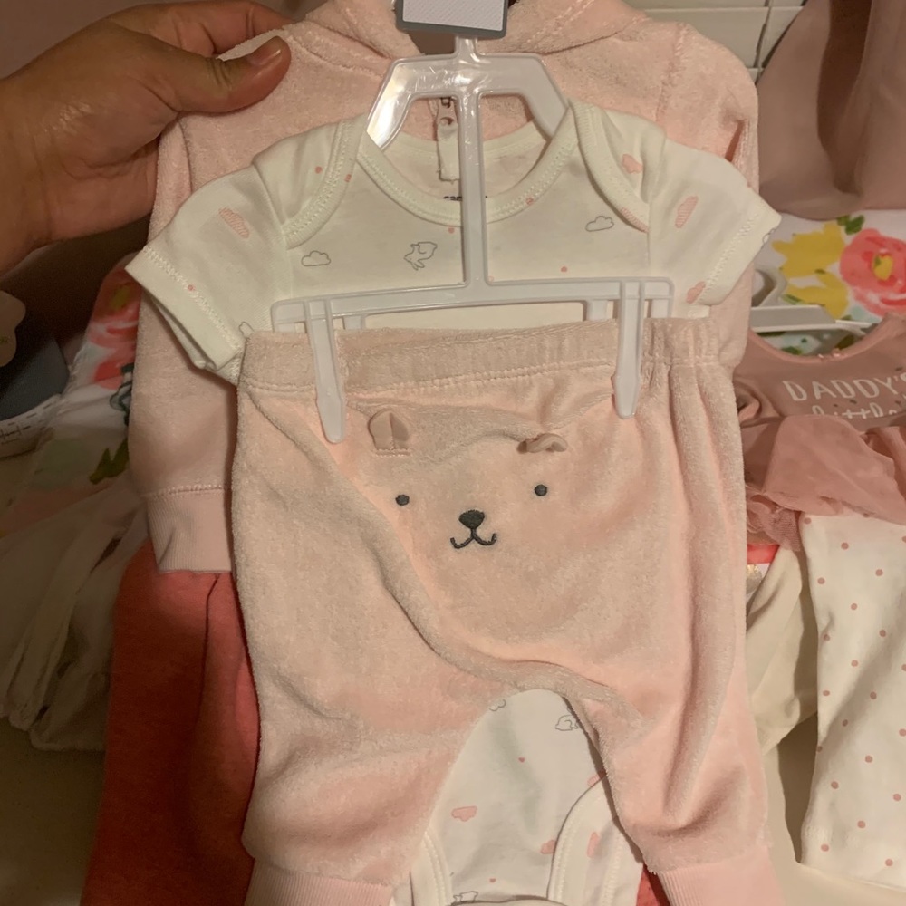 Carter’s baby girl outfit